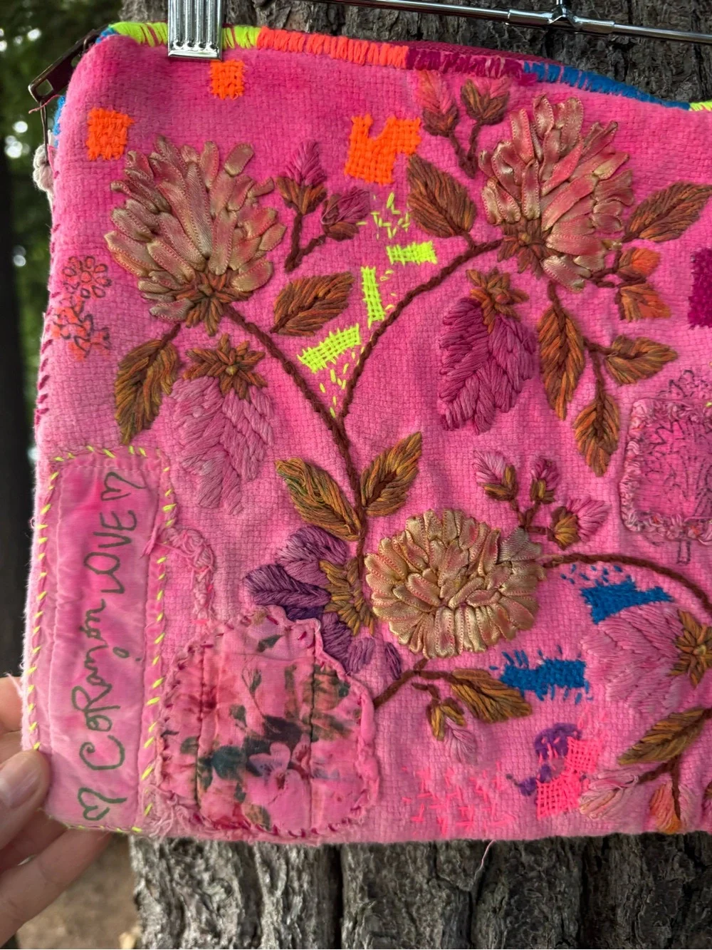Magnolia Pearl Jesus Chrysanthemum Pouch NWT
